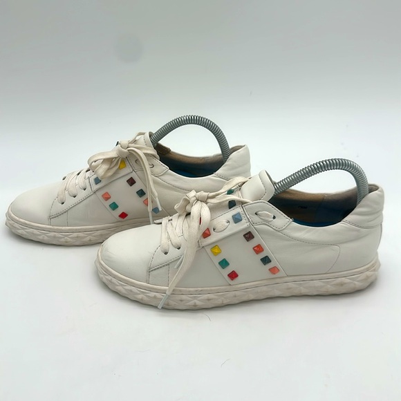 Vaneli White and Red Leather Sneakers with Classic Design Womens Size 7.5 - Picture 3 of 12